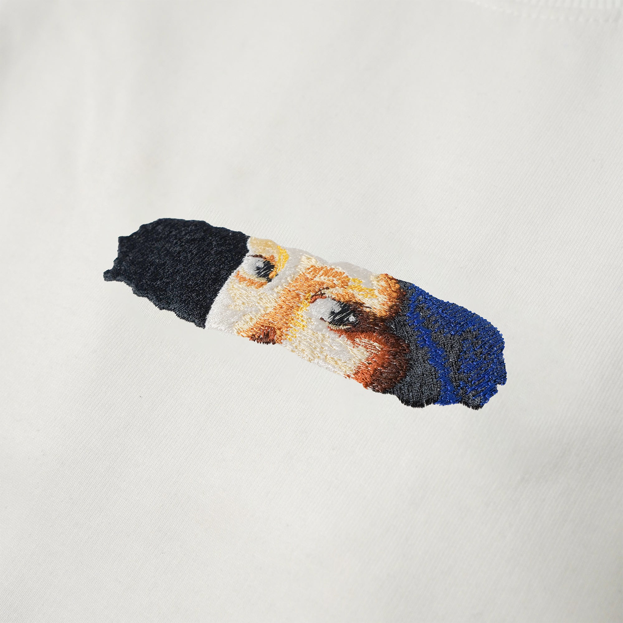 GIRL WITH A PEARL EARRING GAZE T-SHIRT