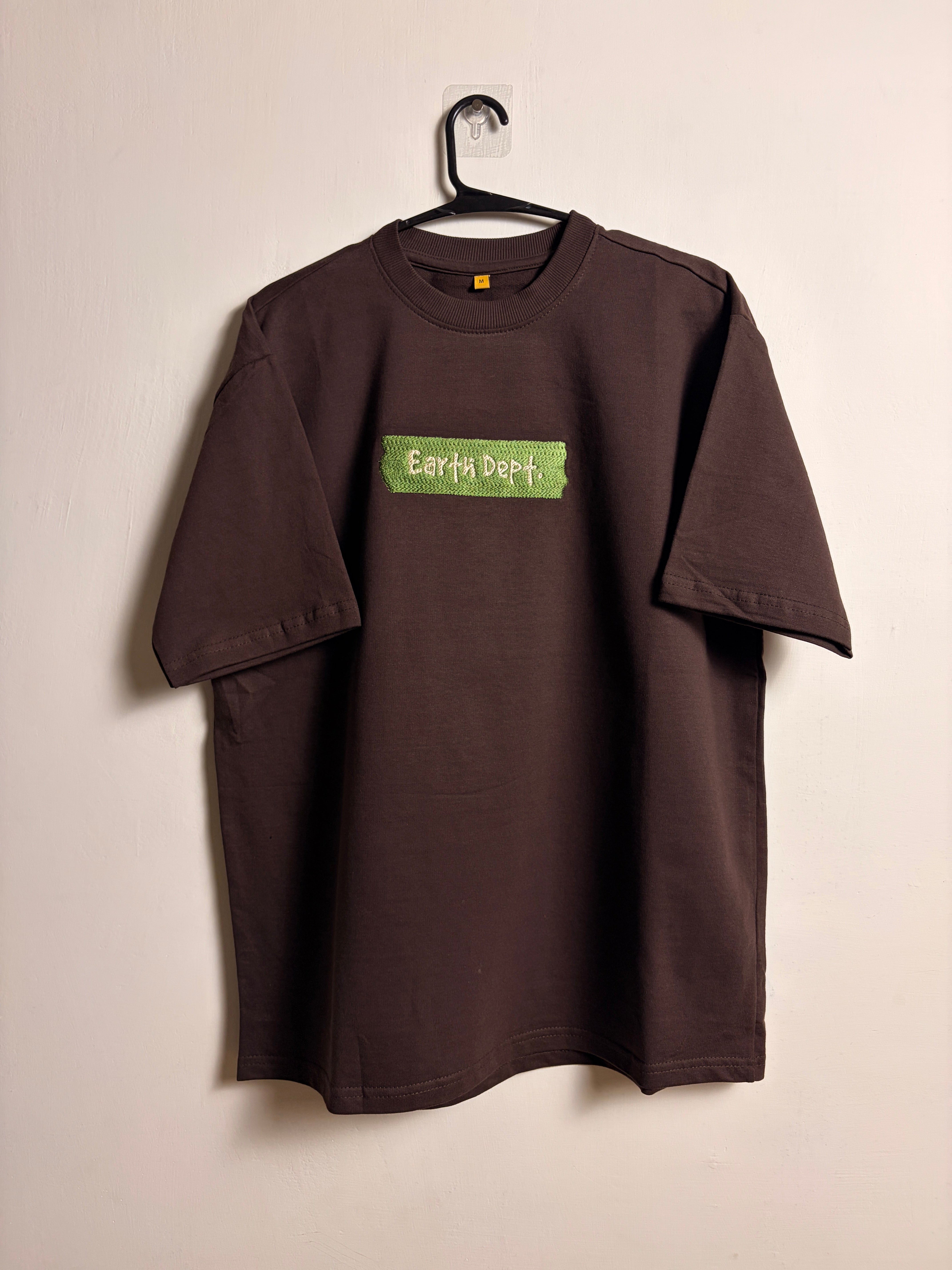 EARTH DEPT. EMBROIDERED TSHIRT