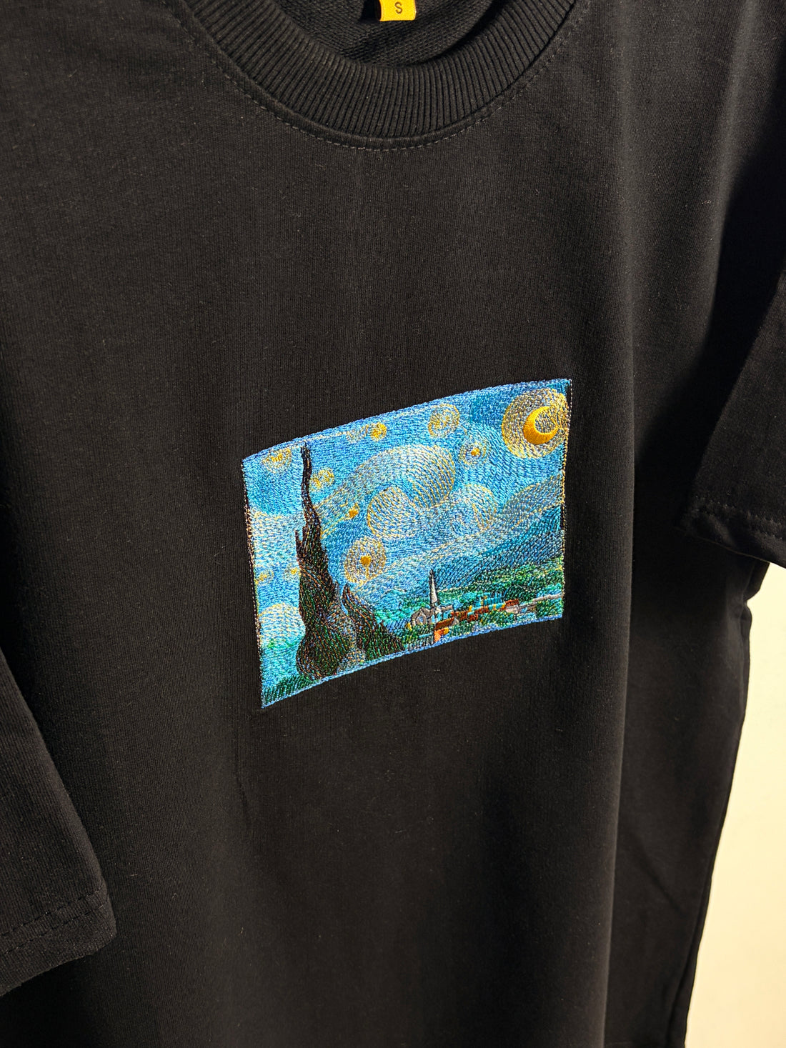 ETERNAL STARRY NIGHT EMBROIDERED TSHIRT BLACK