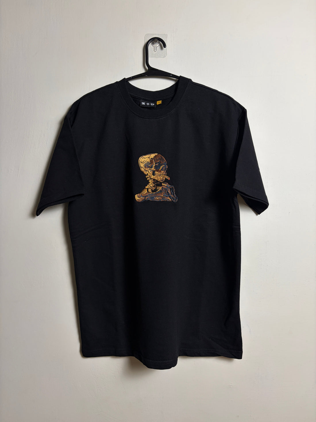 "SKULL WITH A BURNING CIGARETTE" T-SHIRT
